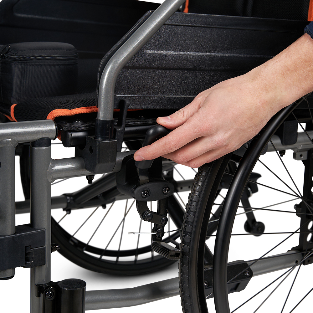 Кресло-коляска для инвалидов Армед 4000 